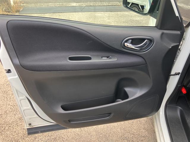 セレナ ハイウェイスター　両側電動スライドドア　オートクルーズコントロール　バックカメラ　リアモニター　ＥＴＣ　ドラレコ　キーレス　スマートキー　ナビ　ＴＶ　アイドリングストップ（29枚目）