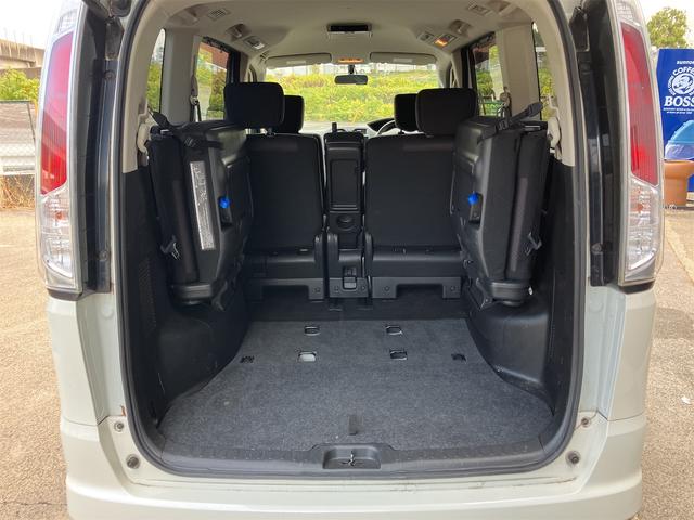 セレナ ハイウェイスター　両側電動スライドドア　オートクルーズコントロール　バックカメラ　リアモニター　ＥＴＣ　ドラレコ　キーレス　スマートキー　ナビ　ＴＶ　アイドリングストップ（36枚目）