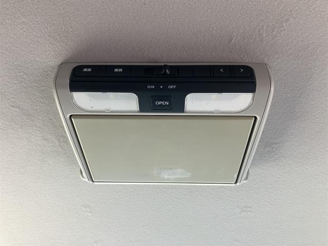 セレナ ハイウェイスター　両側電動スライドドア　オートクルーズコントロール　バックカメラ　リアモニター　ＥＴＣ　ドラレコ　キーレス　スマートキー　ナビ　ＴＶ　アイドリングストップ（63枚目）