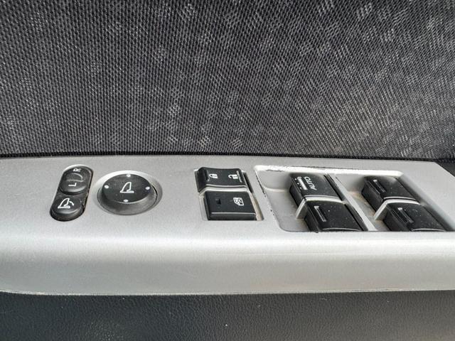 Ｎ－ＢＯＸカスタム Ｇ　ターボＳＳブラックスタイルパッケージ　社外ナビ　フルセグＴＶ　Ｂｌｕｅｔｏｏｔｈオーディオ　バックカメラ　ＥＴＣ　ステアリングスイッチ　両側電動スライドドア　衝突軽減ブレーキ　シートヒーター　スマートキー（40枚目）