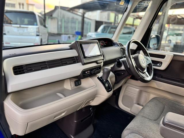 N-BOX G・Lターボホンダセンシング 純正ナビ フルセグTV Bluetoothオーディオ バックカメラ ETC 衝突軽減ブレーキ レーダークルーズコントロール 両側電動スライドドア スマートキー LEDヘッドライト(18枚目)