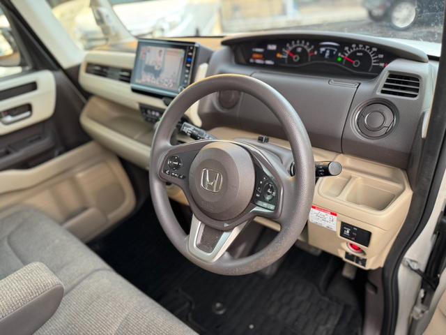 N-BOX G・Lホンダセンシング 純正ナビ・フルセグTV・Bluetoothオーディオ・バックカメラ・ETC・両側スライド左側電動スライドドア・オートクルーズコントロール・車線逸脱警報機能・ホンダセンシング・横滑り防止装置・(16枚目)