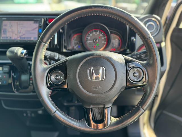 N-WGNカスタム G SS2トーンカラースタイルパッケージ 純正ナビ・Bluetoothオーディオ・TV・バックカメラ・ビルドインETC・オートクルーズコントロール・プッシュスタート・スマートキー・横滑り防止装置・オートリトラクタブルドアミラー・(32枚目)