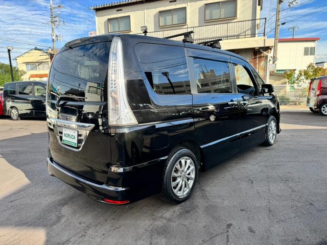 セレナ ハイウェイスター　Ｓ－ハイブリッド　Ｖセレクション　純正８インチナビ　フルセグＴＶ　Ｂｌｕｅｔｏｏｔｈオーディオ　バックカメラ　後席フリップダウンモニター　ＥＴＣ　両側電動スライドドア　クルーズコントロール　スマートキー　プッシュスタート（12枚目）