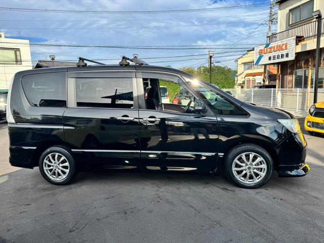 セレナ ハイウェイスター　Ｓ－ハイブリッド　Ｖセレクション　純正８インチナビ　フルセグＴＶ　Ｂｌｕｅｔｏｏｔｈオーディオ　バックカメラ　後席フリップダウンモニター　ＥＴＣ　両側電動スライドドア　クルーズコントロール　スマートキー　プッシュスタート（13枚目）