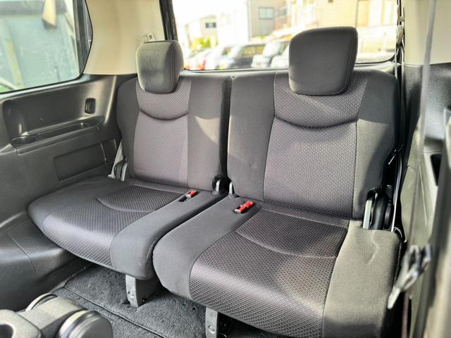 セレナ ハイウェイスター　Ｓ－ハイブリッド　Ｖセレクション　純正８インチナビ　フルセグＴＶ　Ｂｌｕｅｔｏｏｔｈオーディオ　バックカメラ　後席フリップダウンモニター　ＥＴＣ　両側電動スライドドア　クルーズコントロール　スマートキー　プッシュスタート（25枚目）