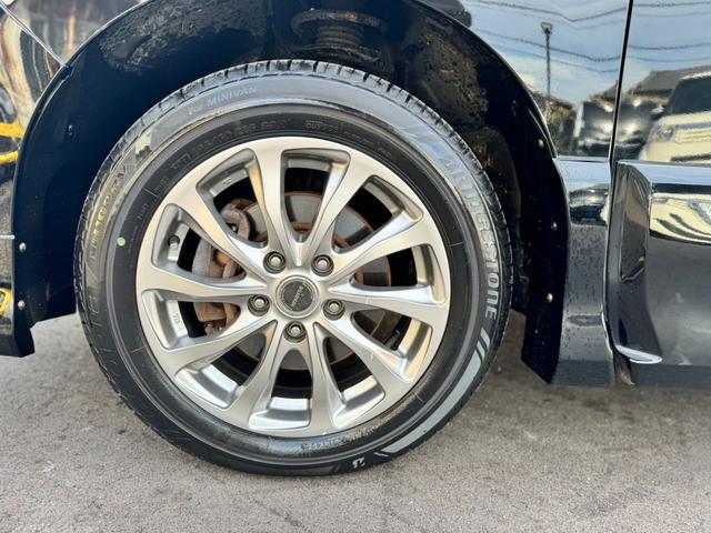 セレナ ハイウェイスター　Ｓ－ハイブリッド　Ｖセレクション　純正８インチナビ　フルセグＴＶ　Ｂｌｕｅｔｏｏｔｈオーディオ　バックカメラ　後席フリップダウンモニター　ＥＴＣ　両側電動スライドドア　クルーズコントロール　スマートキー　プッシュスタート（48枚目）