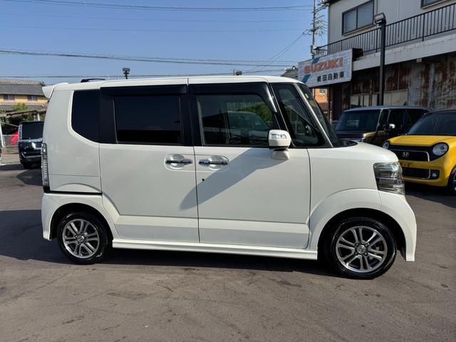 N-BOXカスタム G SSパッケージ 社外ナビ・フルセグTV・バックカメラ・両側電動スライドドア・横滑り防止装置・シティアクティブブレーキ・プッシュスタート・スマートキー・電動格納ミラー・オートライト・オートエアコン・パワーウィンド(9枚目)