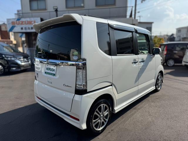 N-BOXカスタム G SSパッケージ 社外ナビ・フルセグTV・バックカメラ・両側電動スライドドア・横滑り防止装置・シティアクティブブレーキ・プッシュスタート・スマートキー・電動格納ミラー・オートライト・オートエアコン・パワーウィンド(10枚目)