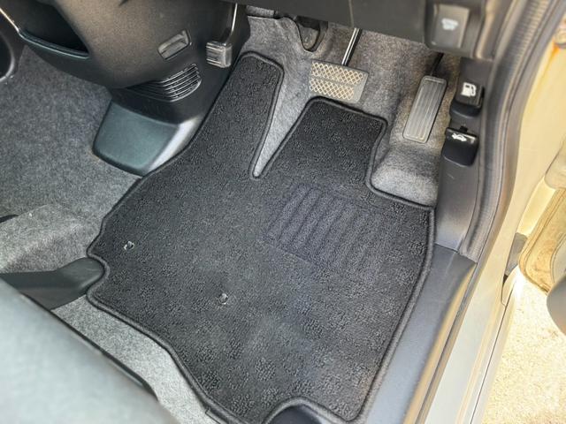 N-BOXカスタム G SSパッケージ 社外ナビ・フルセグTV・バックカメラ・両側電動スライドドア・横滑り防止装置・シティアクティブブレーキ・プッシュスタート・スマートキー・電動格納ミラー・オートライト・オートエアコン・パワーウィンド(18枚目)