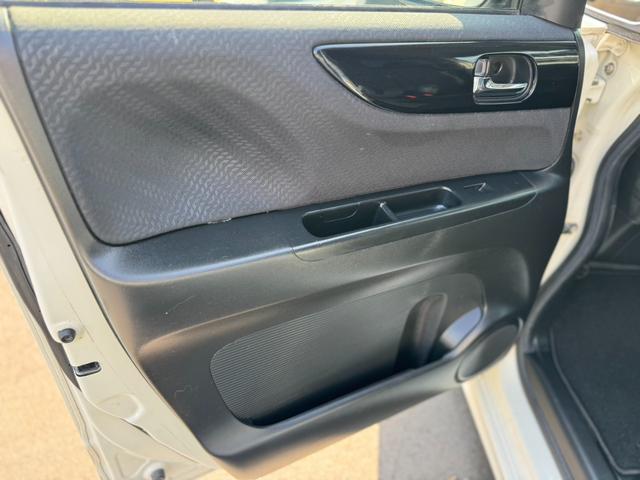 N-BOXカスタム G SSパッケージ 社外ナビ・フルセグTV・バックカメラ・両側電動スライドドア・横滑り防止装置・シティアクティブブレーキ・プッシュスタート・スマートキー・電動格納ミラー・オートライト・オートエアコン・パワーウィンド(21枚目)