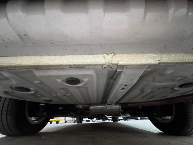 ヴォクシー ＺＳ　煌　純正ナビ・フルセグＴＶ・Ｂｌｕｅｔｏｏｔｈオーディオ・バックカメラ・ＥＴＣ・両側電動スライドドア・プッシュスタート・スマートキー・アイドリングストップ・エコモード・横滑り防止装置・（56枚目）