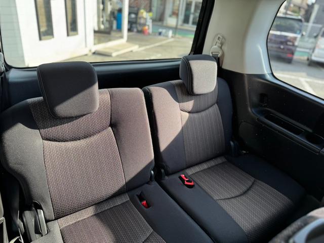 当店のお車をご覧頂き有難うございます。内外装の追加写真をご希望のお客様はお気軽にお申し付けください。現車確認もお待ちしております。