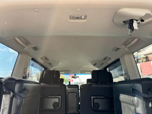 当店のお車をご覧頂き有難うございます。内外装の追加写真をご希望のお客様はお気軽にお申し付けください。現車確認もお待ちしております。