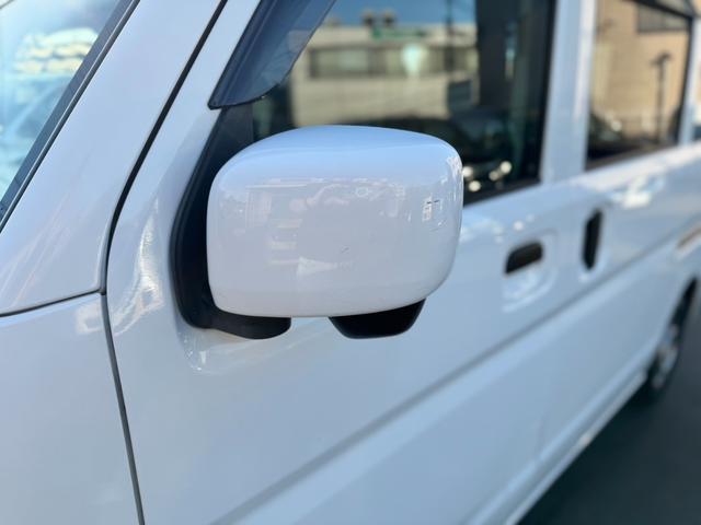 ＮＶ１００クリッパーバン ＤＸ　ＧＬセーフティパッケージ　純正ＣＤオーディオ　キーレス　デュアルカメラブレーキサポート　オーバーヘッドコンソール　パーキングセンサー　４速オートマ　オートライト　電動格納ミラー　パワーウィンド（39枚目）