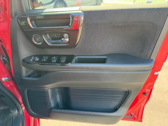 Ｎ－ＢＯＸカスタム Ｇ・Ｌホンダセンシング　純正ナビ・Ｂｌｕｅｔｏｏｔｈオーディオ・フルセグＴＶ・バックカメラ・ＥＴＣ・両側電動スライドドア・オートクルーズコントロール・ホンダセンシング・車線逸脱警報・横滑り防止装置・電動格納ミラー・（17枚目）