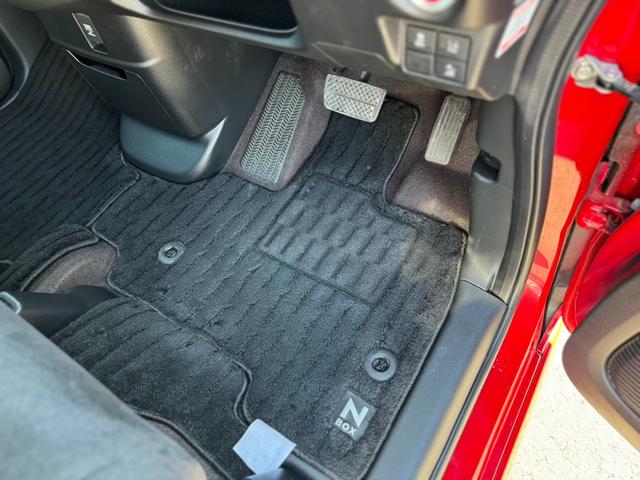 Ｎ－ＢＯＸカスタム Ｇ・Ｌホンダセンシング　純正ナビ・Ｂｌｕｅｔｏｏｔｈオーディオ・フルセグＴＶ・バックカメラ・ＥＴＣ・両側電動スライドドア・オートクルーズコントロール・ホンダセンシング・車線逸脱警報・横滑り防止装置・電動格納ミラー・（18枚目）