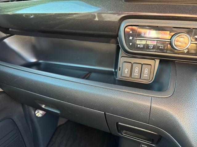 Ｎ－ＢＯＸカスタム Ｇ・Ｌホンダセンシング　純正ナビ・Ｂｌｕｅｔｏｏｔｈオーディオ・フルセグＴＶ・バックカメラ・ＥＴＣ・両側電動スライドドア・オートクルーズコントロール・ホンダセンシング・車線逸脱警報・横滑り防止装置・電動格納ミラー・（38枚目）