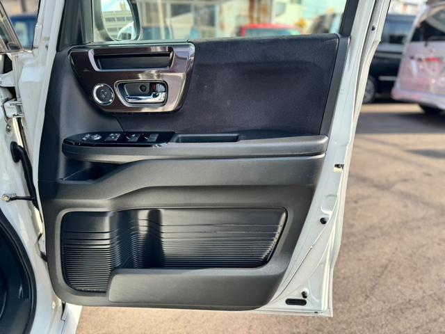 Ｎ－ＢＯＸカスタム Ｇ・Ｌホンダセンシング　純正ナビ・Ｂｌｕｅｔｏｏｔｈオーディオ・フルセグＴＶ・バックカメラ・ＥＴＣ・両側スライド片側電動スライドドア・オートクルーズコントロール・ホンダセンシング・車線逸脱警報・横滑り防止装置・（16枚目）