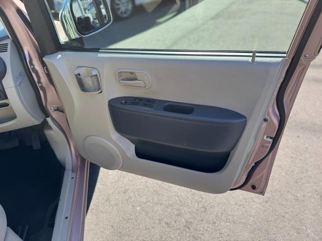 当店のお車をご覧頂き有難うございます。内外装の追加写真をご希望のお客様はお気軽にお申し付けください。現車確認もお待ちしております。