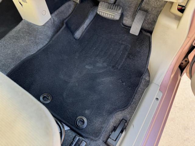 当店のお車をご覧頂き有難うございます。内外装の追加写真をご希望のお客様はお気軽にお申し付けください。現車確認もお待ちしております。