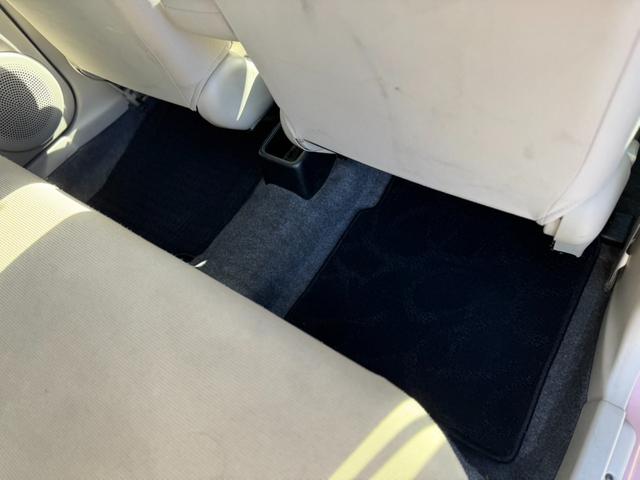 当店のお車をご覧頂き有難うございます。内外装の追加写真をご希望のお客様はお気軽にお申し付けください。現車確認もお待ちしております。