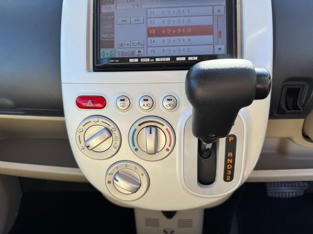 マニュアルエアコン・シフトレバー