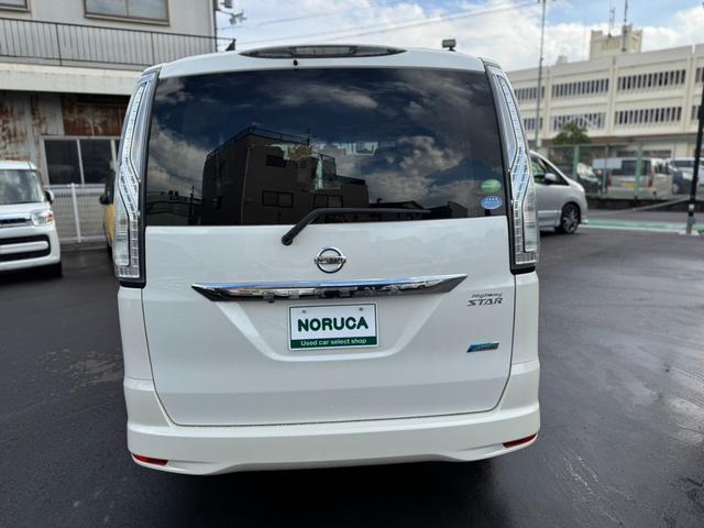 セレナ ハイウェイスター　Ｓ－ハイブリッド　純正ナビ・Ｂｌｕｅｔｏｏｔｈオーディオ・フルセグＴＶ・バックカメラ・ＥＴＣ・両側電動スライドドア・車線逸脱警報・オートクルーズコントロール・電動格納ミラー・プッシュスタート・スマートキー（11枚目）