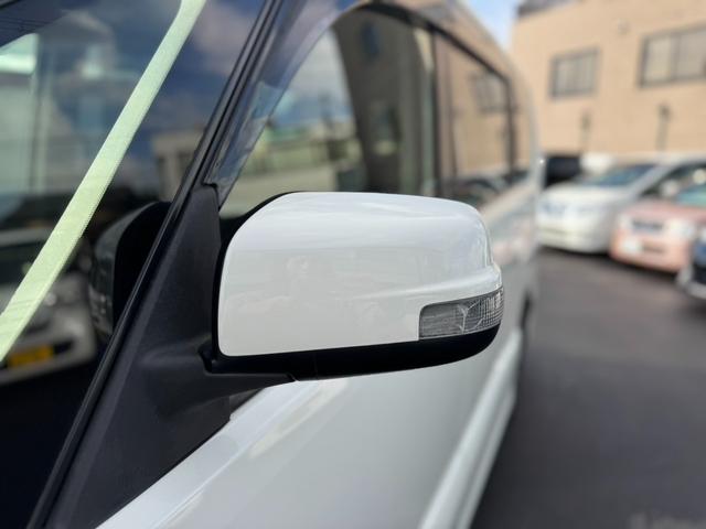 セレナ ハイウェイスター　Ｓ－ハイブリッド　純正ナビ・Ｂｌｕｅｔｏｏｔｈオーディオ・フルセグＴＶ・バックカメラ・ＥＴＣ・両側電動スライドドア・車線逸脱警報・オートクルーズコントロール・電動格納ミラー・プッシュスタート・スマートキー（48枚目）