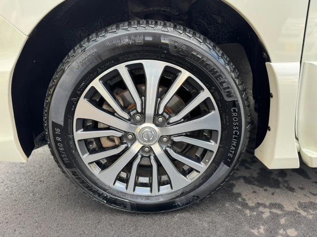 セレナ ハイウェイスター　Ｓ－ハイブリッド　純正ナビ・Ｂｌｕｅｔｏｏｔｈオーディオ・フルセグＴＶ・バックカメラ・ＥＴＣ・両側電動スライドドア・車線逸脱警報・オートクルーズコントロール・電動格納ミラー・プッシュスタート・スマートキー（54枚目）