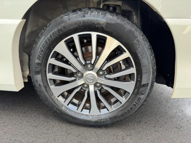 セレナ ハイウェイスター　Ｓ－ハイブリッド　純正ナビ・Ｂｌｕｅｔｏｏｔｈオーディオ・フルセグＴＶ・バックカメラ・ＥＴＣ・両側電動スライドドア・車線逸脱警報・オートクルーズコントロール・電動格納ミラー・プッシュスタート・スマートキー（55枚目）