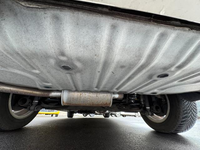 セレナ ハイウェイスター　Ｓ－ハイブリッド　純正ナビ・Ｂｌｕｅｔｏｏｔｈオーディオ・フルセグＴＶ・バックカメラ・ＥＴＣ・両側電動スライドドア・車線逸脱警報・オートクルーズコントロール・電動格納ミラー・プッシュスタート・スマートキー（57枚目）