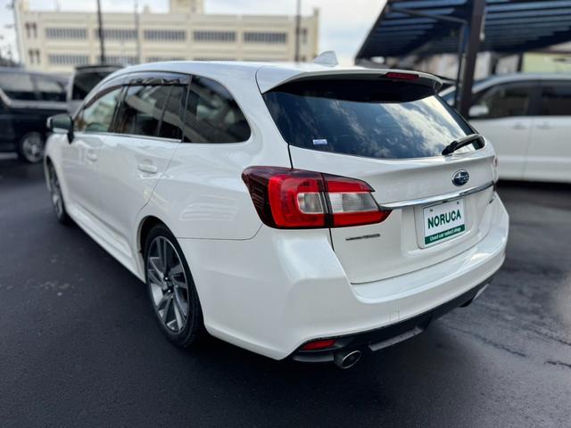 レヴォーグ １．６ＧＴ－Ｓアイサイト　社外ナビ・Ｂｌｕｅｔｏｏｔｈオーディオ・フルセグＴＶ・バックカメラ・オートクルーズコントロール・ＥＴＣ・プッシュスタート・スマートキー・アイサイト・横滑り防止装置・電動格納ミラー・パワーウィンド・（12枚目）