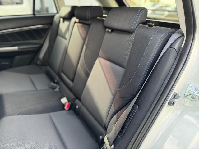 レヴォーグ １．６ＧＴ－Ｓアイサイト　社外ナビ・Ｂｌｕｅｔｏｏｔｈオーディオ・フルセグＴＶ・バックカメラ・オートクルーズコントロール・ＥＴＣ・プッシュスタート・スマートキー・アイサイト・横滑り防止装置・電動格納ミラー・パワーウィンド・（26枚目）