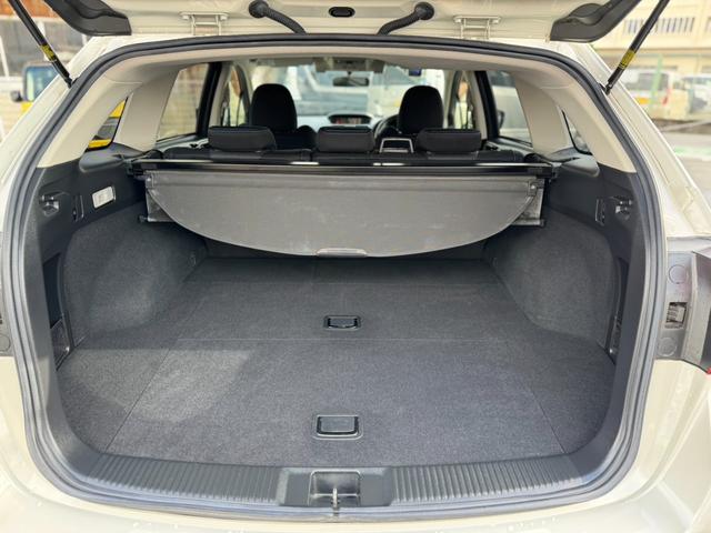 レヴォーグ １．６ＧＴ－Ｓアイサイト　社外ナビ・Ｂｌｕｅｔｏｏｔｈオーディオ・フルセグＴＶ・バックカメラ・オートクルーズコントロール・ＥＴＣ・プッシュスタート・スマートキー・アイサイト・横滑り防止装置・電動格納ミラー・パワーウィンド・（29枚目）