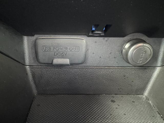 レヴォーグ １．６ＧＴ－Ｓアイサイト　社外ナビ・Ｂｌｕｅｔｏｏｔｈオーディオ・フルセグＴＶ・バックカメラ・オートクルーズコントロール・ＥＴＣ・プッシュスタート・スマートキー・アイサイト・横滑り防止装置・電動格納ミラー・パワーウィンド・（39枚目）