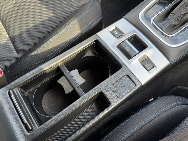 レヴォーグ １．６ＧＴ－Ｓアイサイト　社外ナビ・Ｂｌｕｅｔｏｏｔｈオーディオ・フルセグＴＶ・バックカメラ・オートクルーズコントロール・ＥＴＣ・プッシュスタート・スマートキー・アイサイト・横滑り防止装置・電動格納ミラー・パワーウィンド・（40枚目）