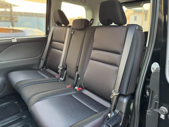 セレナ ハイウェイスター　純正ナビ・Ｂｌｕｅｔｏｏｔｈオーディオ・フルセグＴＶ・バックカメラ・ＥＴＣ・オートクルーズコントロール・両側電動スライドドア・助手席／運転席シートヒーター・プッシュスタート・スマートキー・（25枚目）