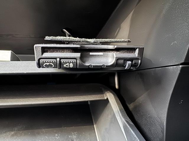 セレナ ハイウェイスター　純正ナビ・Ｂｌｕｅｔｏｏｔｈオーディオ・フルセグＴＶ・バックカメラ・ＥＴＣ・オートクルーズコントロール・両側電動スライドドア・助手席／運転席シートヒーター・プッシュスタート・スマートキー・（46枚目）