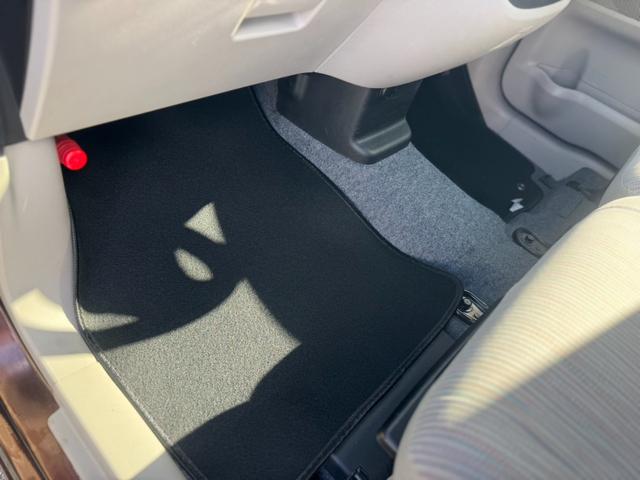 当店のお車をご覧頂き有難うございます。内外装の追加写真をご希望のお客様はお気軽にお申し付けください。現車確認もお待ちしております。