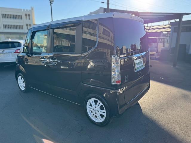 Ｎ－ＢＯＸ Ｇ　ＳＳパッケージ　純正ナビ・フルセグＴＶ・Ｂｌｕｅｔｏｏｔｈオーディオ・バックカメラ・ＥＴＣ・前席シートヒーター・両側電動スライドドア・オートリトラクタブルドアミラー・横滑り防止装置・プッシュスタート・スマートキー（11枚目）