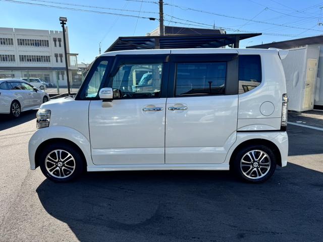 Ｎ－ＢＯＸカスタム Ｇ　ＳＳパッケージ　社外ナビ　フルセグＴＶ　バックカメラ　ＥＴＣ　両側電動スライドドア　スマートキー　プッシュスタート　ＨＩＤヘッドライト　純正アルミ　オートエアコン　オートライト（9枚目）