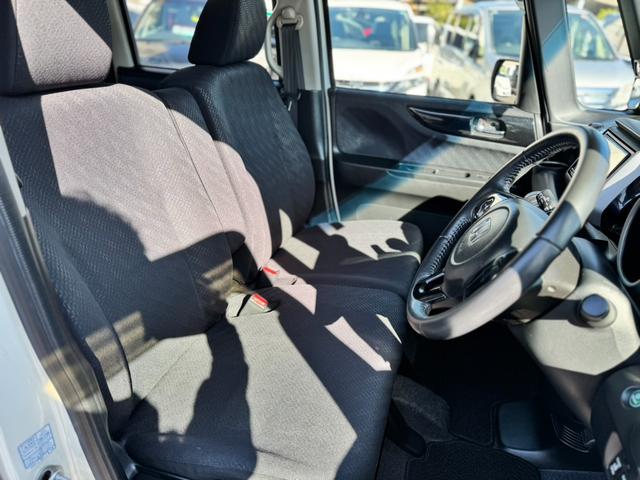 Ｎ－ＢＯＸカスタム Ｇ　ＳＳパッケージ　社外ナビ　フルセグＴＶ　バックカメラ　ＥＴＣ　両側電動スライドドア　スマートキー　プッシュスタート　ＨＩＤヘッドライト　純正アルミ　オートエアコン　オートライト（17枚目）