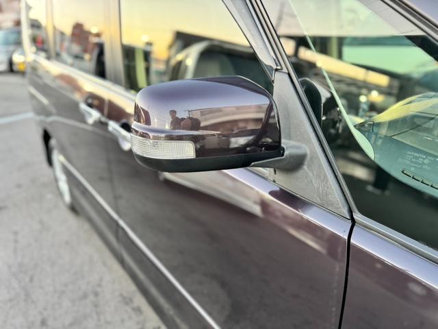 セレナ ハイウェイスター　Ｓ－ハイブリッド　純正ナビ　フルセグＴＶ　バックカメラ　後席フリップダウンモニター　両側電動スライドドア　スマートキー　プッシュスタート　ＨＩＤヘッドライト　オートエアコン　コーナーセンサー（43枚目）