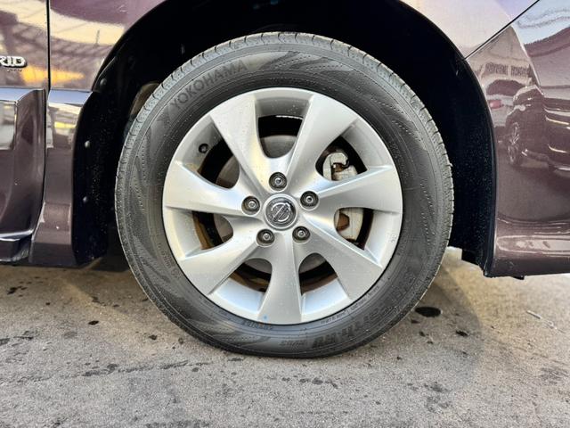 セレナ ハイウェイスター　Ｓ－ハイブリッド　純正ナビ　フルセグＴＶ　バックカメラ　後席フリップダウンモニター　両側電動スライドドア　スマートキー　プッシュスタート　ＨＩＤヘッドライト　オートエアコン　コーナーセンサー（45枚目）