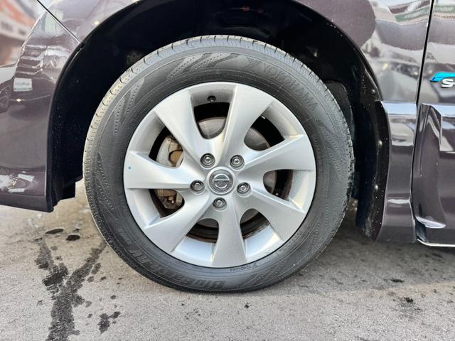 セレナ ハイウェイスター　Ｓ－ハイブリッド　純正ナビ　フルセグＴＶ　バックカメラ　後席フリップダウンモニター　両側電動スライドドア　スマートキー　プッシュスタート　ＨＩＤヘッドライト　オートエアコン　コーナーセンサー（46枚目）