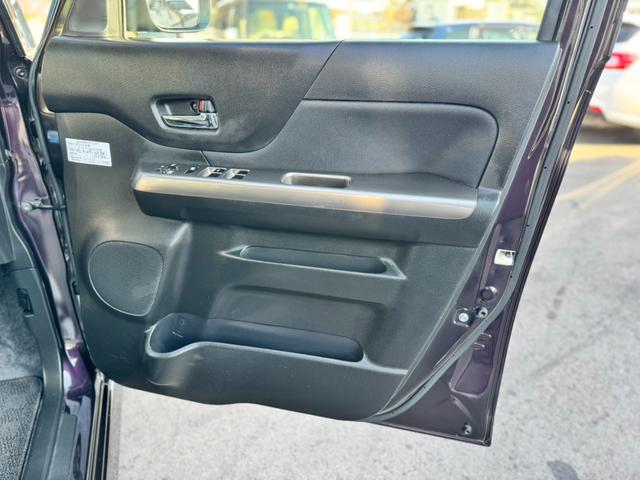 スペーシアカスタムＺ ターボ　社外ナビ　ワンセグＴＶ　バックカメラ　ＥＴＣ　ステアリングスイッチ　両側電動スライドドア　スマートキー　プッシュスタート　デュアルカメラブレーキサポート　シートヒーター（16枚目）