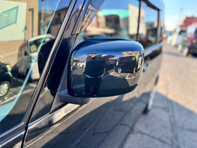 �h�A�~���[