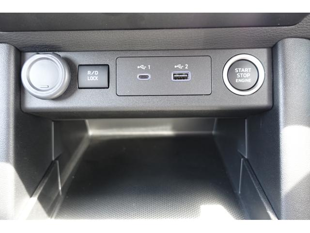 トライトン ＧＳＲ　スマートフォン連携９インチナビゲーション　アラウンドモニター　スタイリングバー　ベッドライナー　ＬＥＤヘッドライト　スマートキー（16枚目）