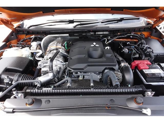 トライトン ＧＳＲ　スマートフォン連携９インチナビゲーション　アラウンドモニター　スタイリングバー　ベッドライナー　ＬＥＤヘッドライト　スマートキー（30枚目）